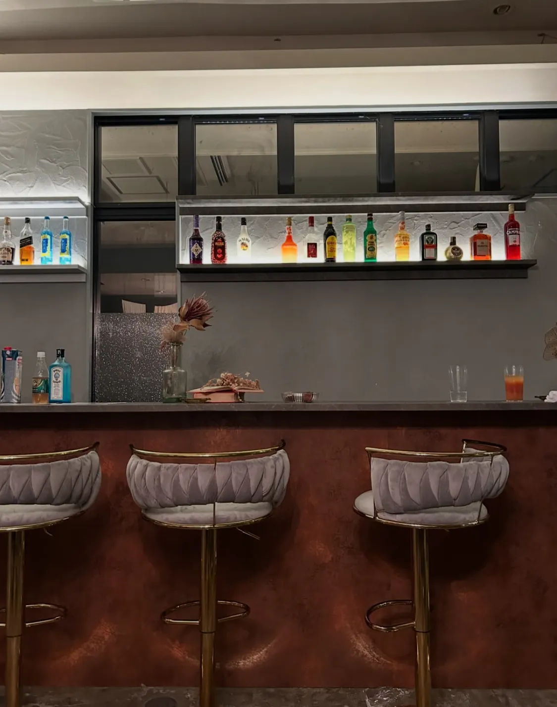 隠れ家BARレバレッジの店内の様子